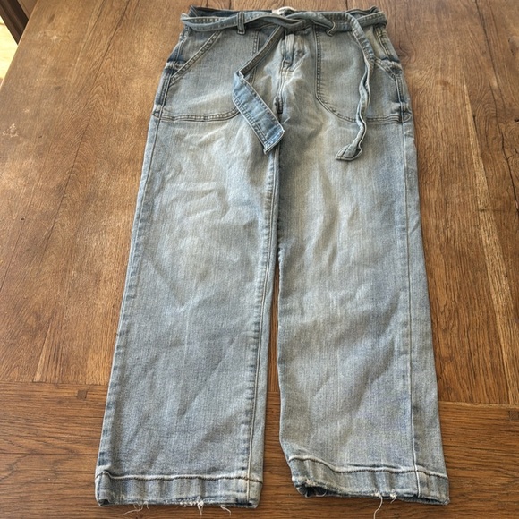 Kensie Belted Porkchop Cropped Jeans Straight Legged Denim 6/28 - Picture 2 of 7